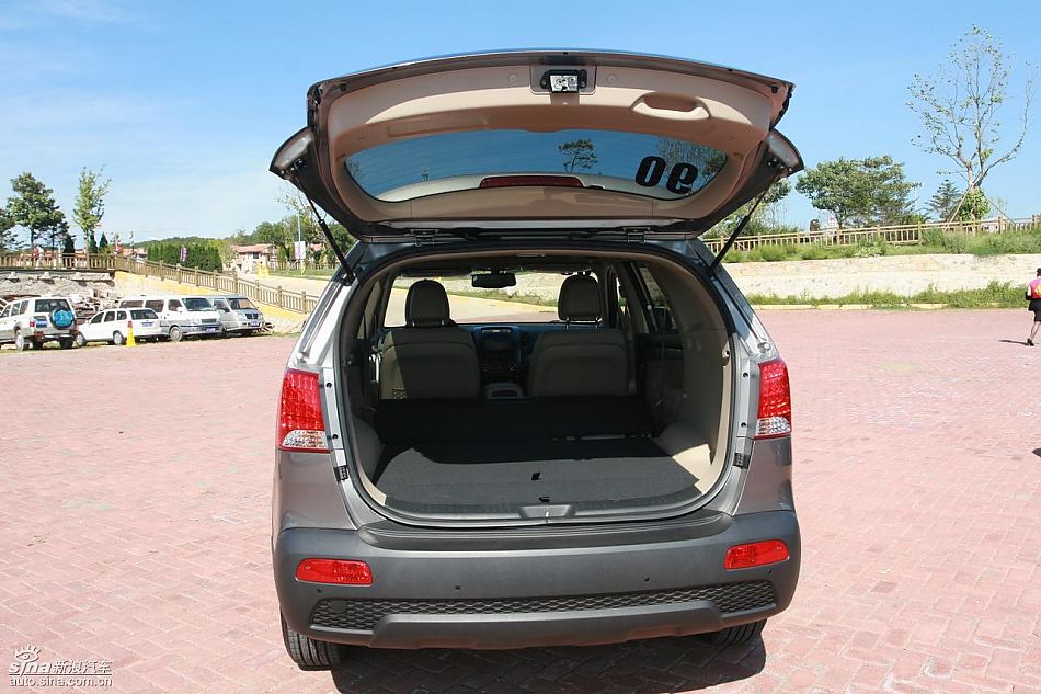 起亚全新索兰托