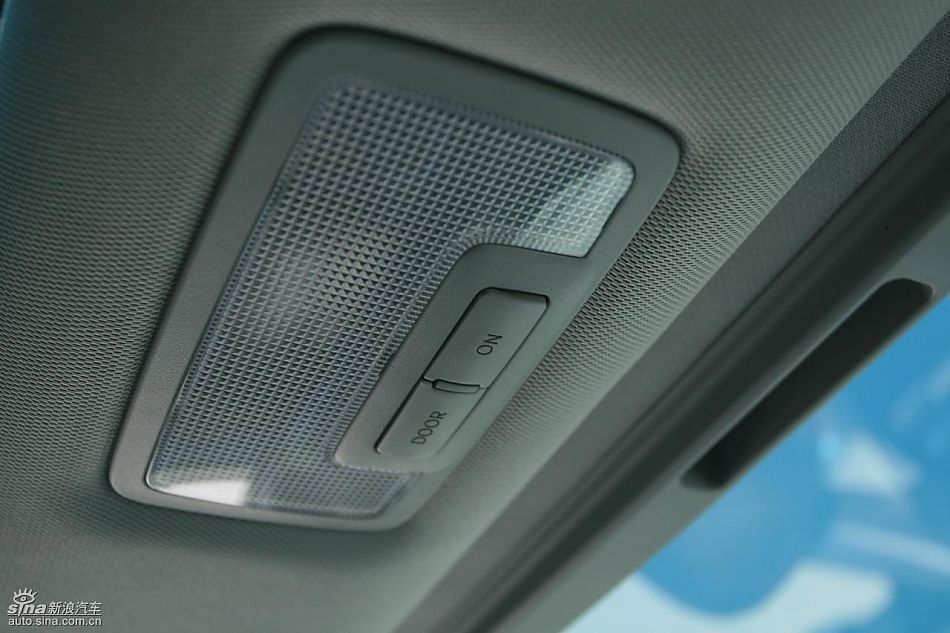 起亚全新索兰托