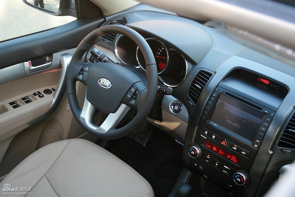 起亚全新索兰托