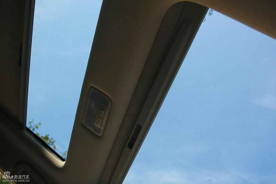 起亚全新索兰托