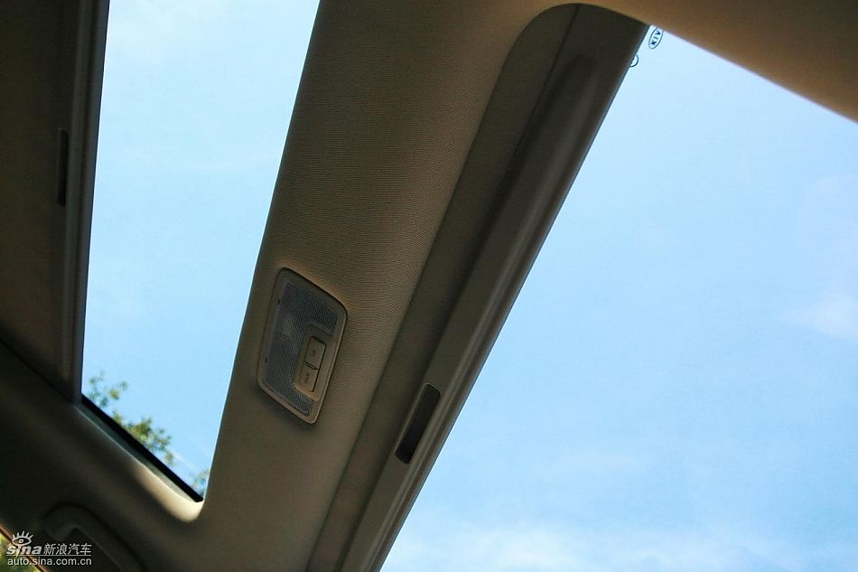 起亚全新索兰托