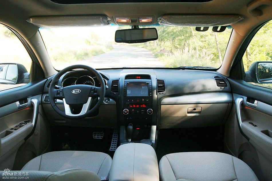 起亚全新索兰托