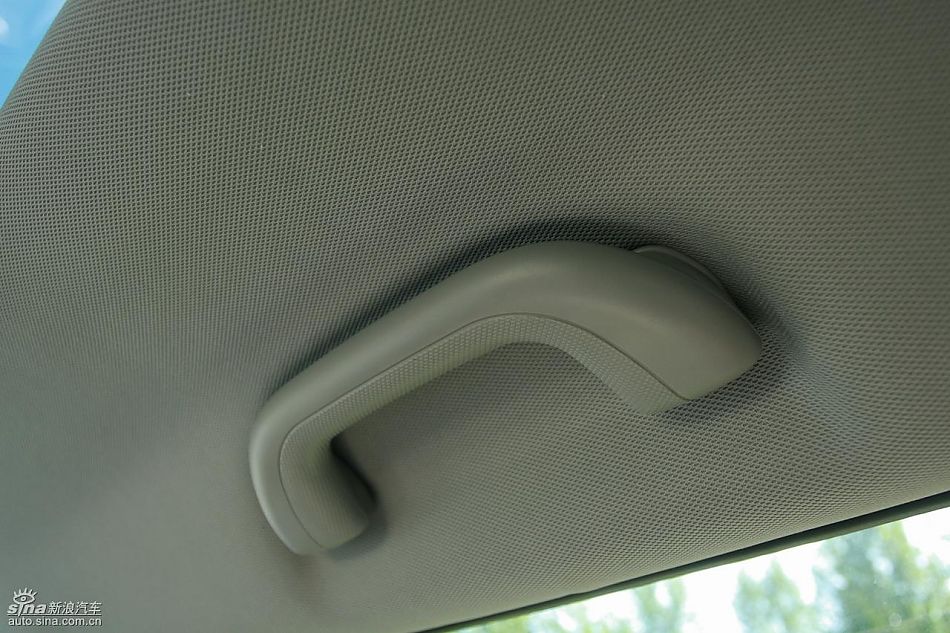 起亚全新索兰托