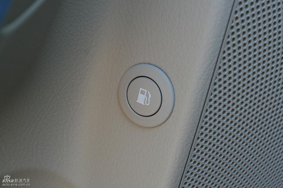 起亚全新索兰托