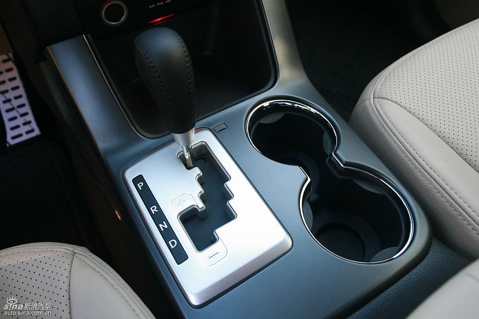 起亚全新索兰托