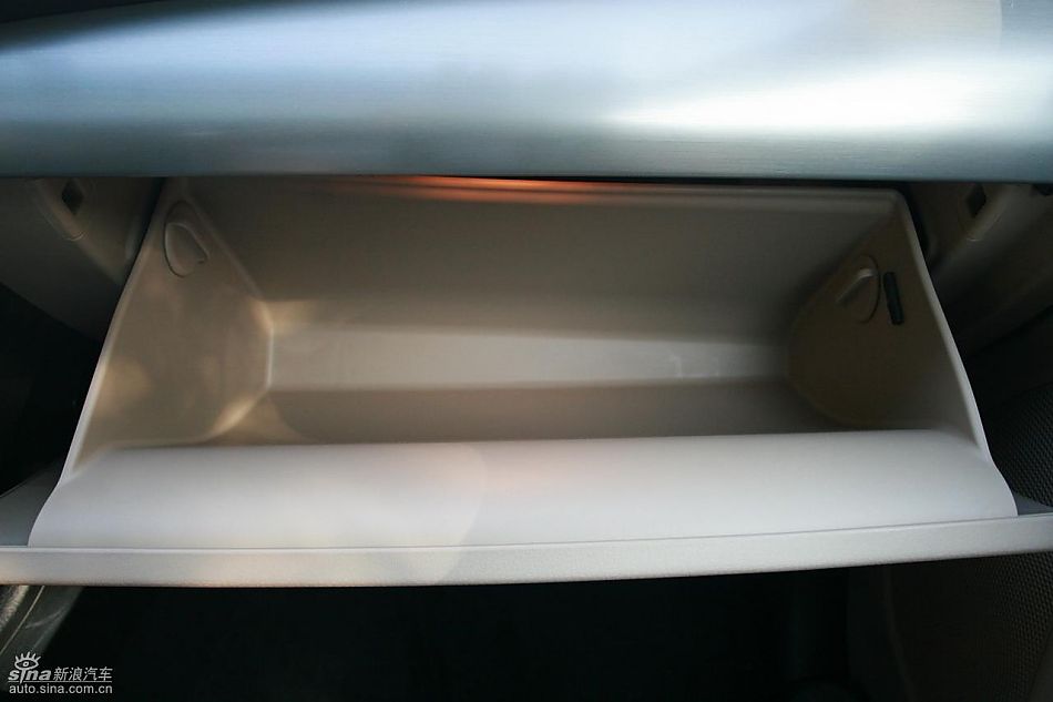 起亚全新索兰托