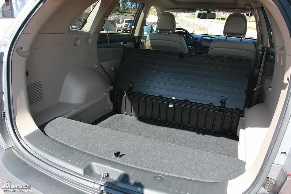 起亚全新索兰托