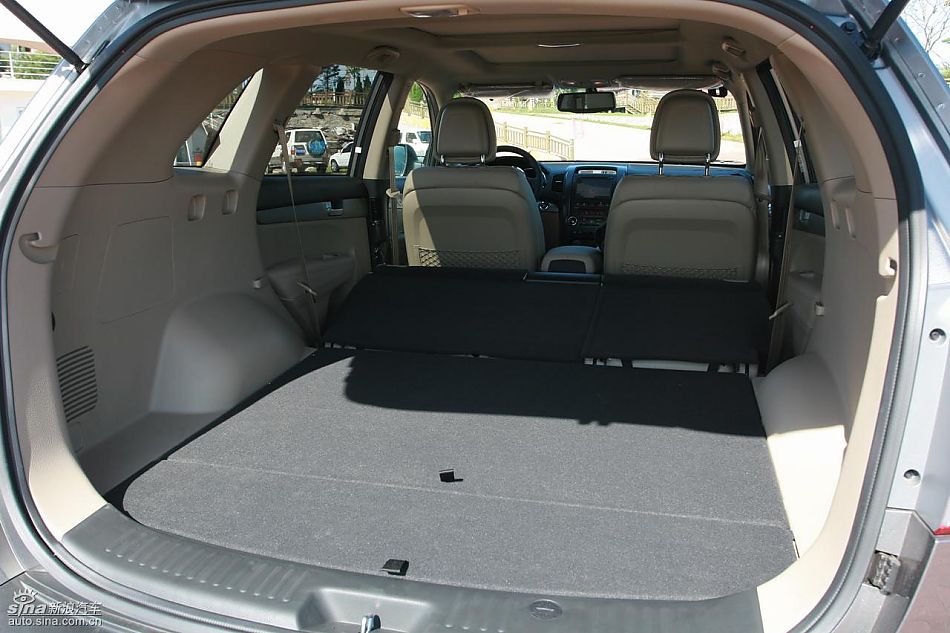 起亚全新索兰托