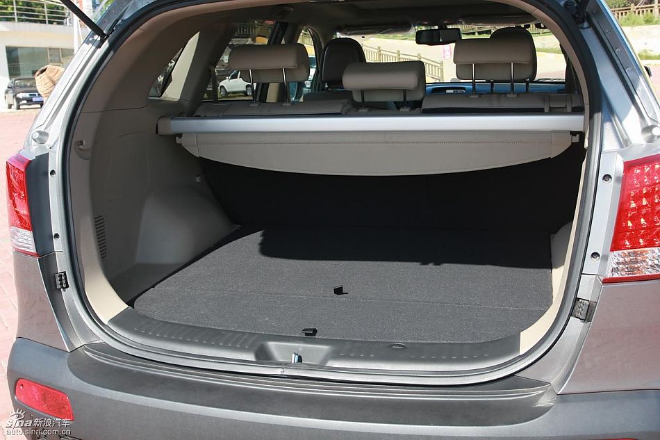 起亚全新索兰托