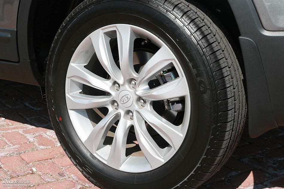 起亚全新索兰托