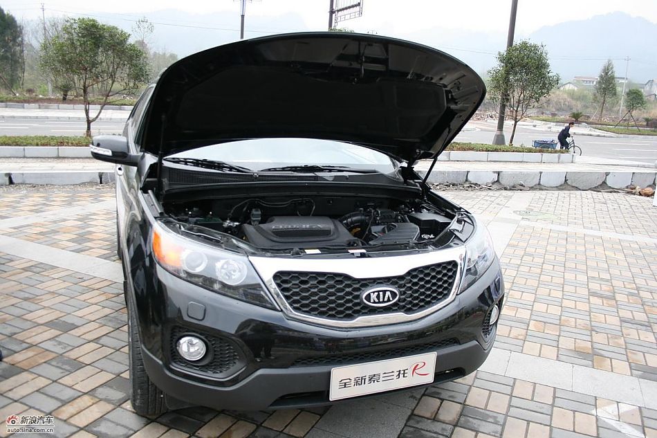 柴油版索兰托试车-外观