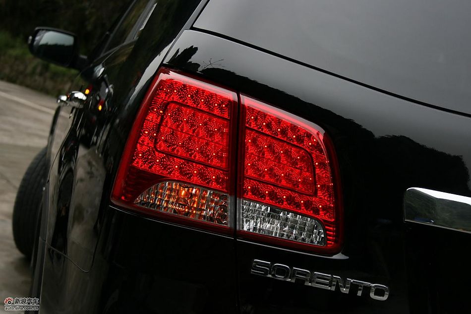 柴油版索兰托试车-外观