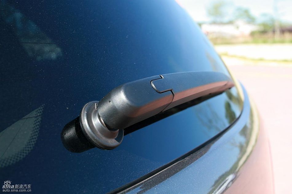 起亚全新索兰托