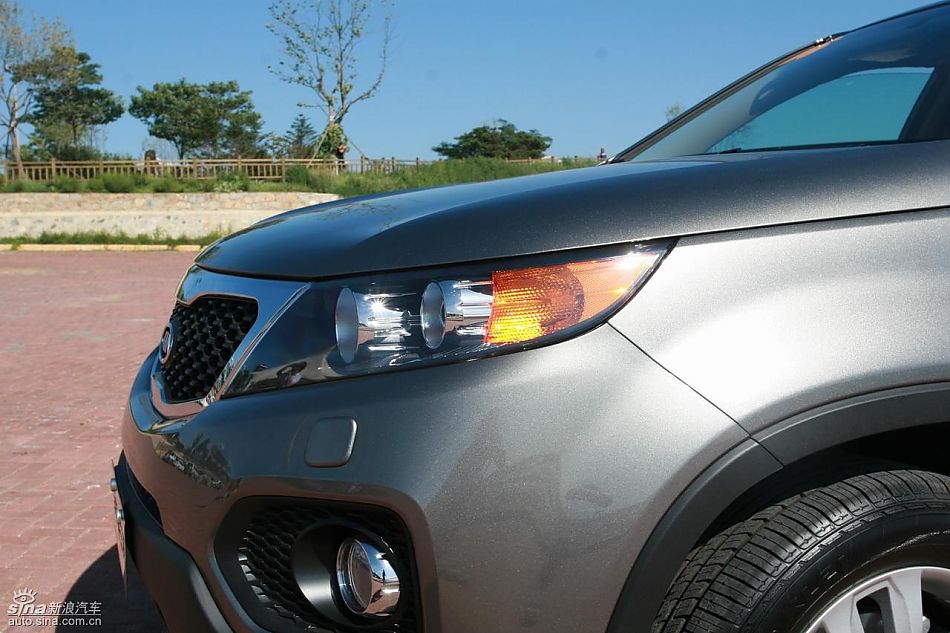 起亚全新索兰托