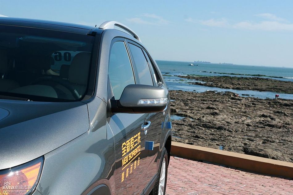 起亚全新索兰托