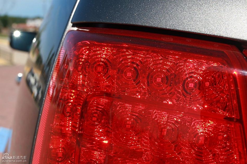 起亚全新索兰托