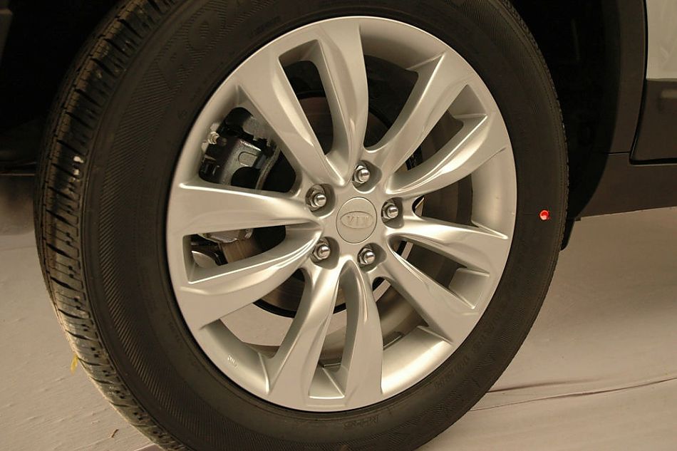 起亚全新索兰托