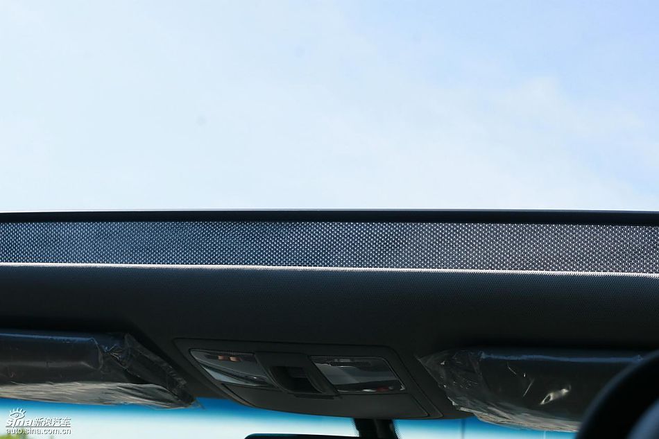 起亚全新索兰托