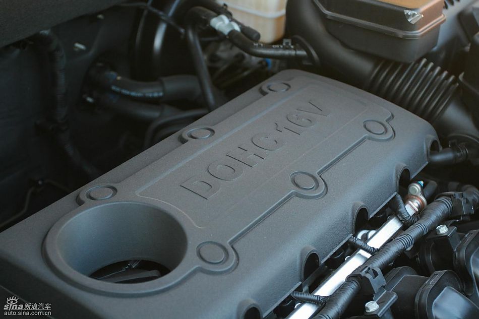 起亚全新索兰托