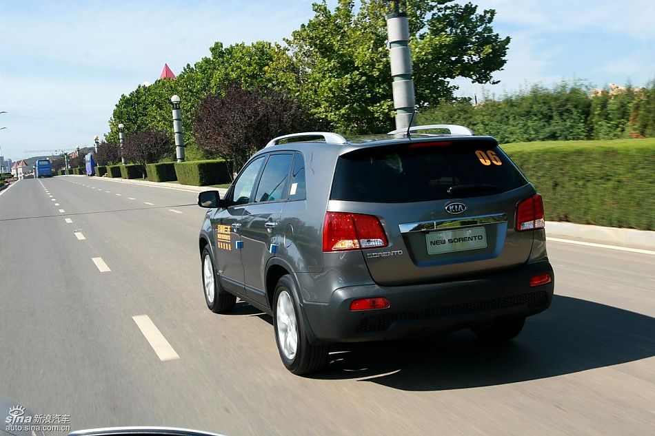 起亚全新索兰托