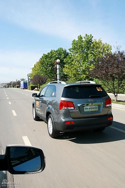 起亚全新索兰托