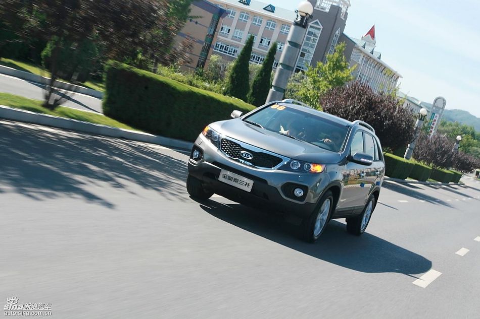 起亚全新索兰托