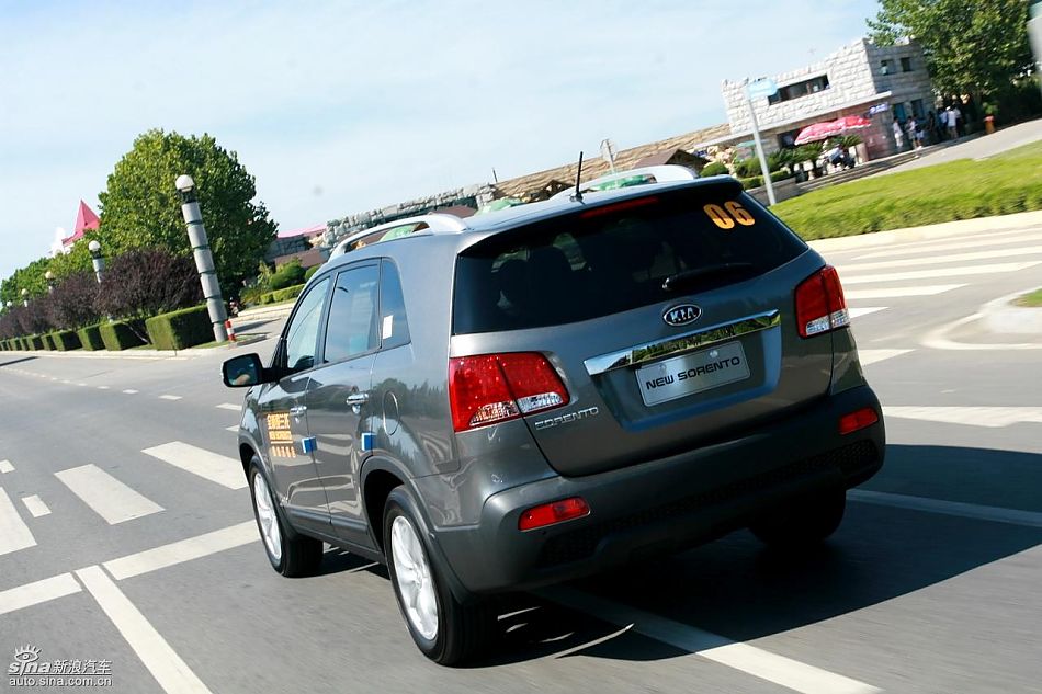 起亚全新索兰托