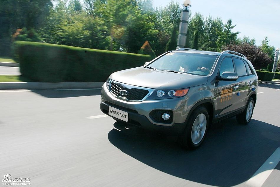 起亚全新索兰托