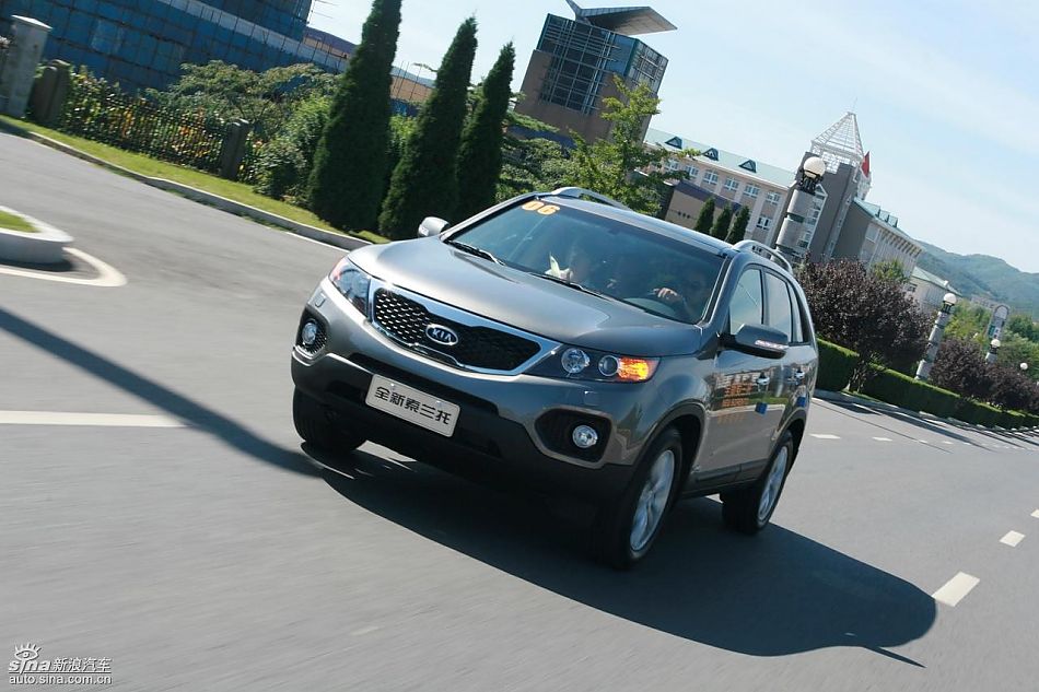 起亚全新索兰托