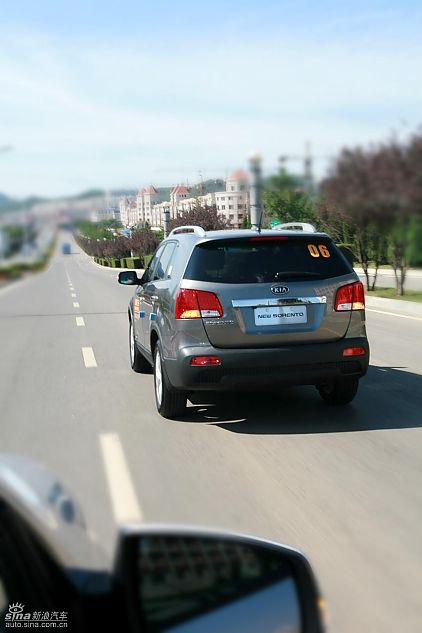 起亚全新索兰托