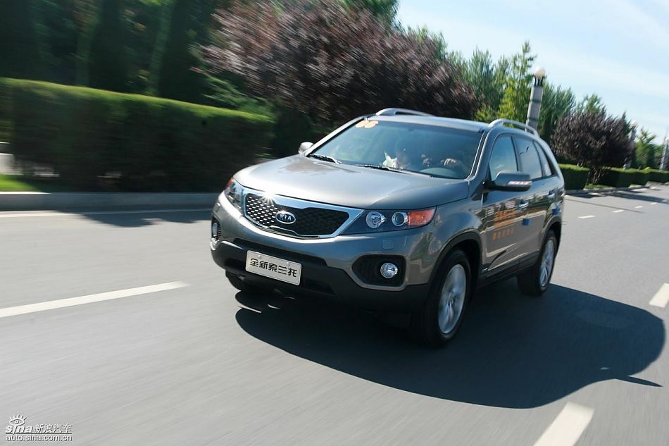 起亚全新索兰托