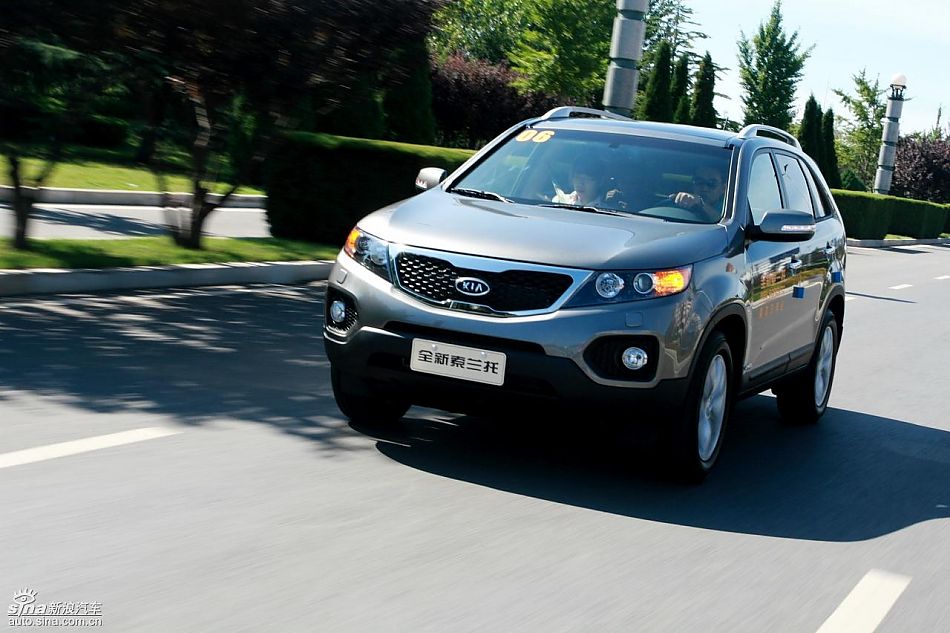 起亚全新索兰托