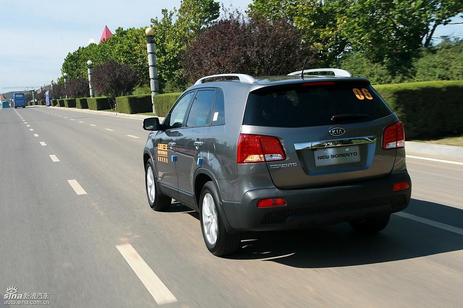 起亚全新索兰托