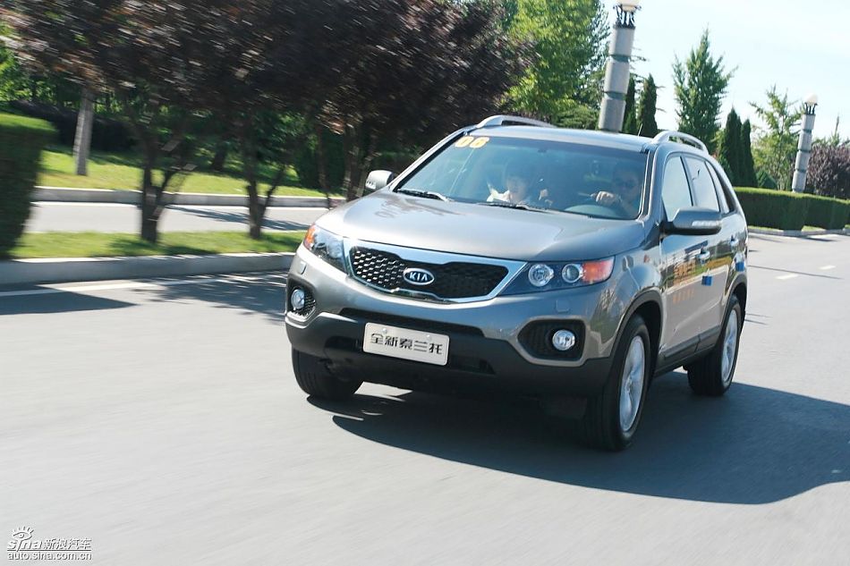 起亚全新索兰托