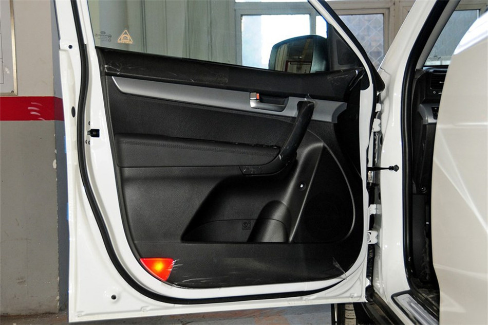 新索兰托 2013款 2.4GDI AT 5座 汽油 座椅