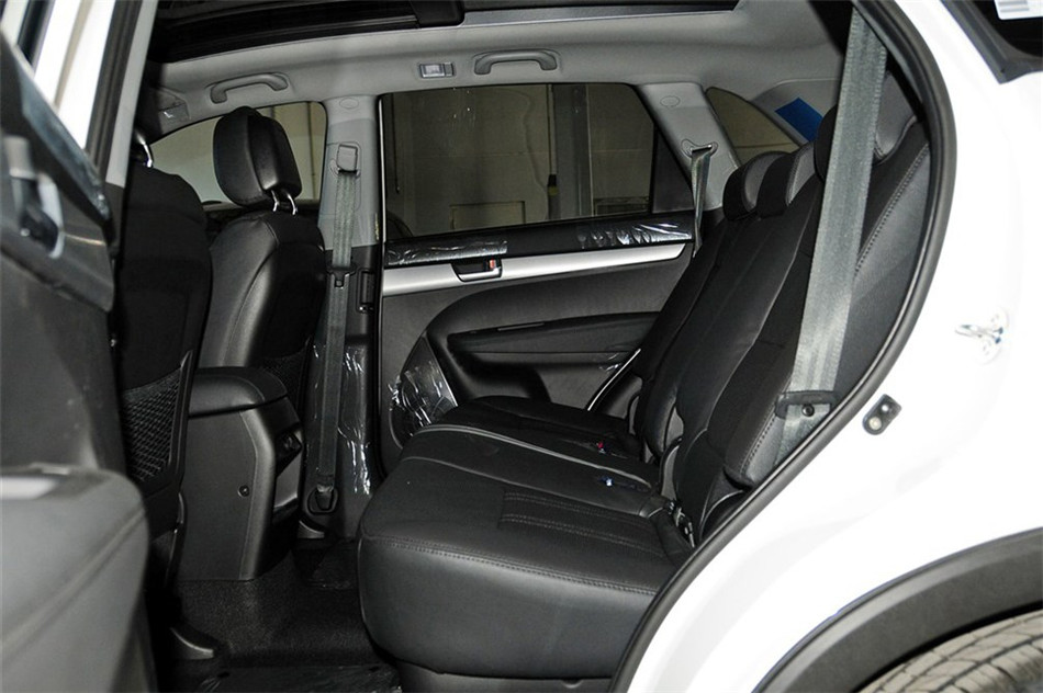 新索兰托 2013款 2.4GDI AT 5座 汽油 座椅