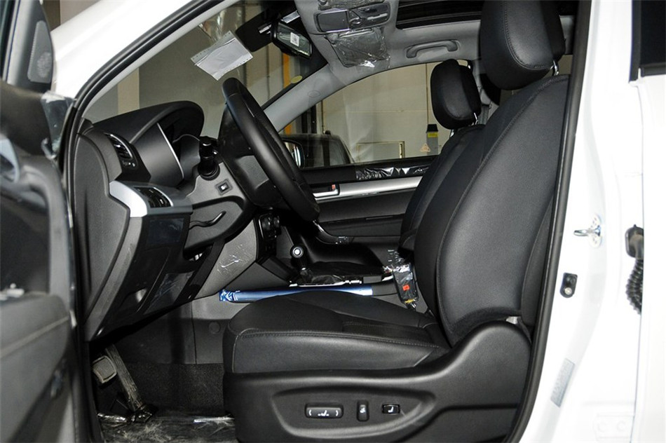 新索兰托 2013款 2.4GDI AT 5座 汽油 座椅