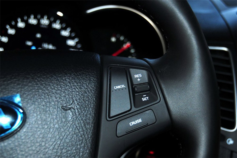 新索兰托 2013款 2.4GDI AT 5座 汽油 内饰