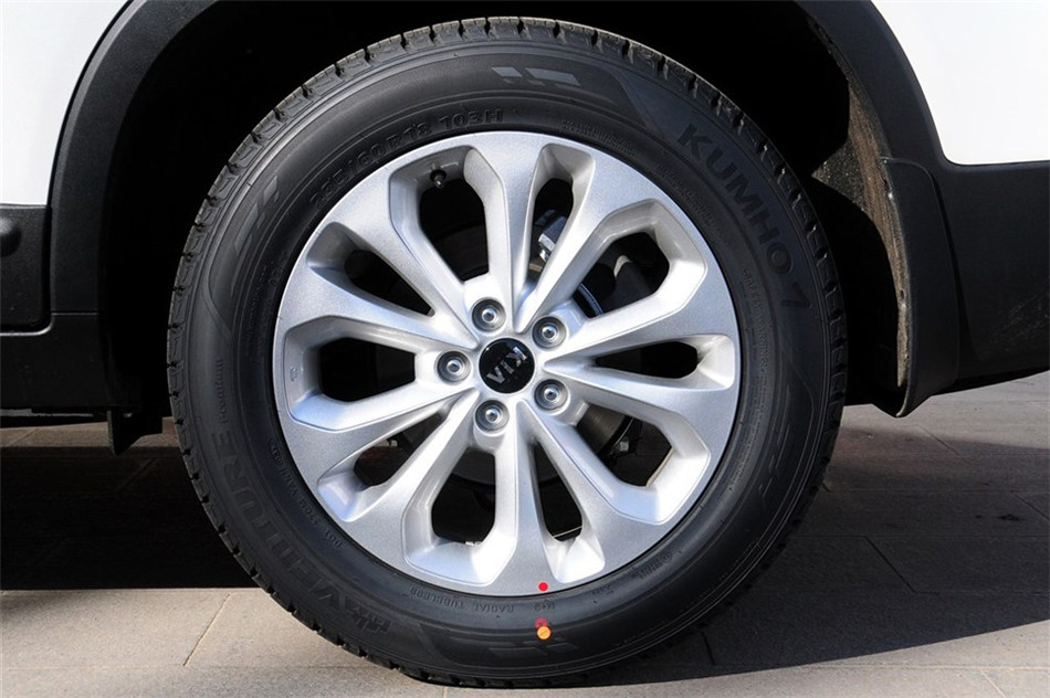 新索兰托 2013款 2.4GDI AT 5座 汽油 细节