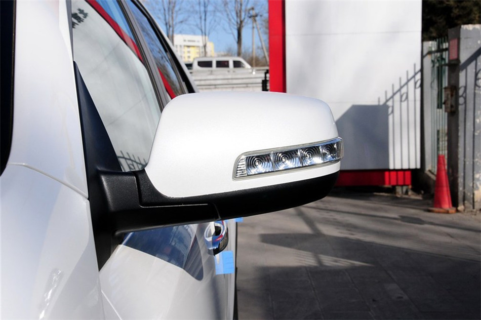 新索兰托 2013款 2.4GDI AT 5座 汽油 细节