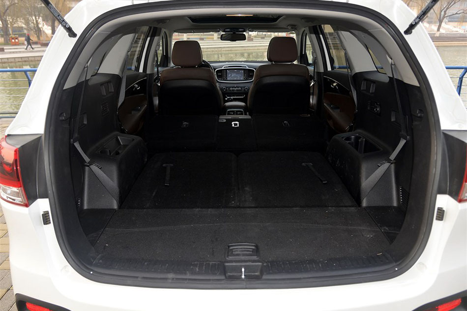 2015款 索兰托L 2.4L 汽油4WD精英版 7