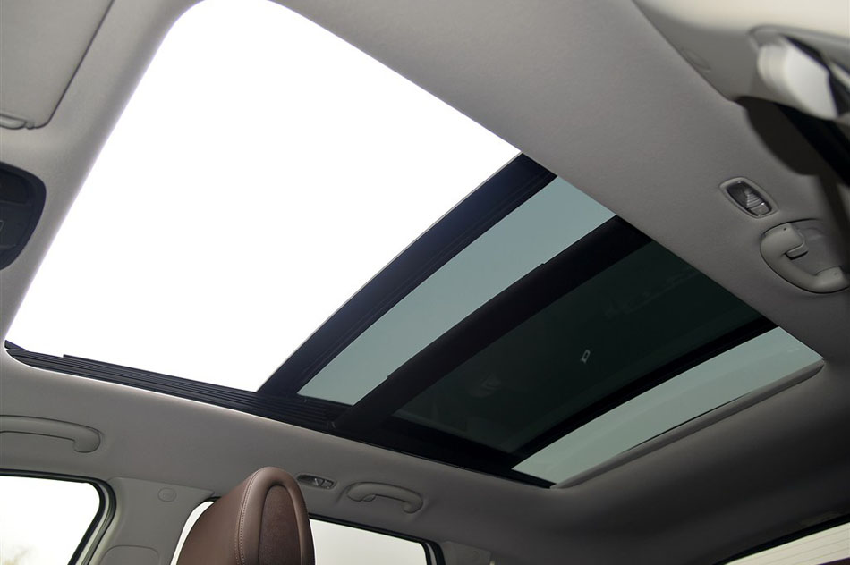 2015款 索兰托L 2.4L 汽油4WD精英版 7