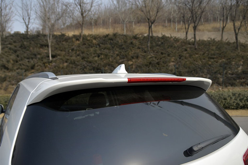 2015款 索兰托L 2.4L 汽油4WD精英版 7