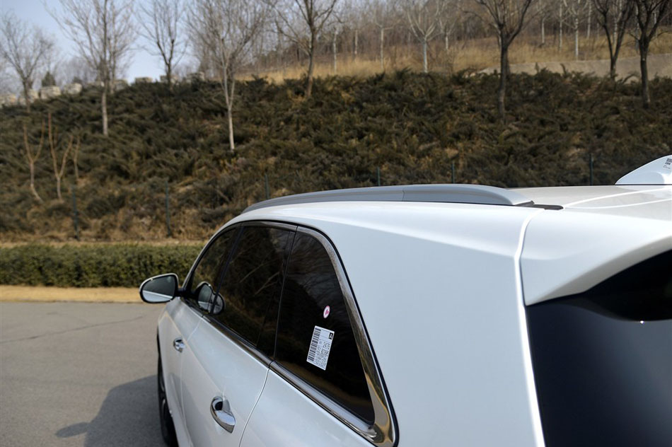 2015款 索兰托L 2.4L 汽油4WD精英版 7