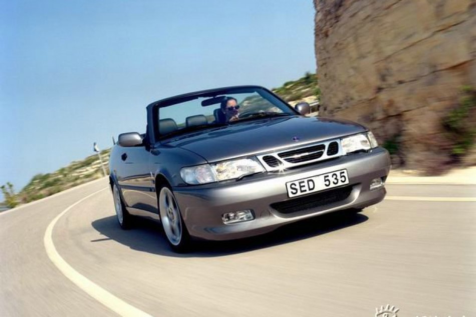 2003 SAAB 9-3