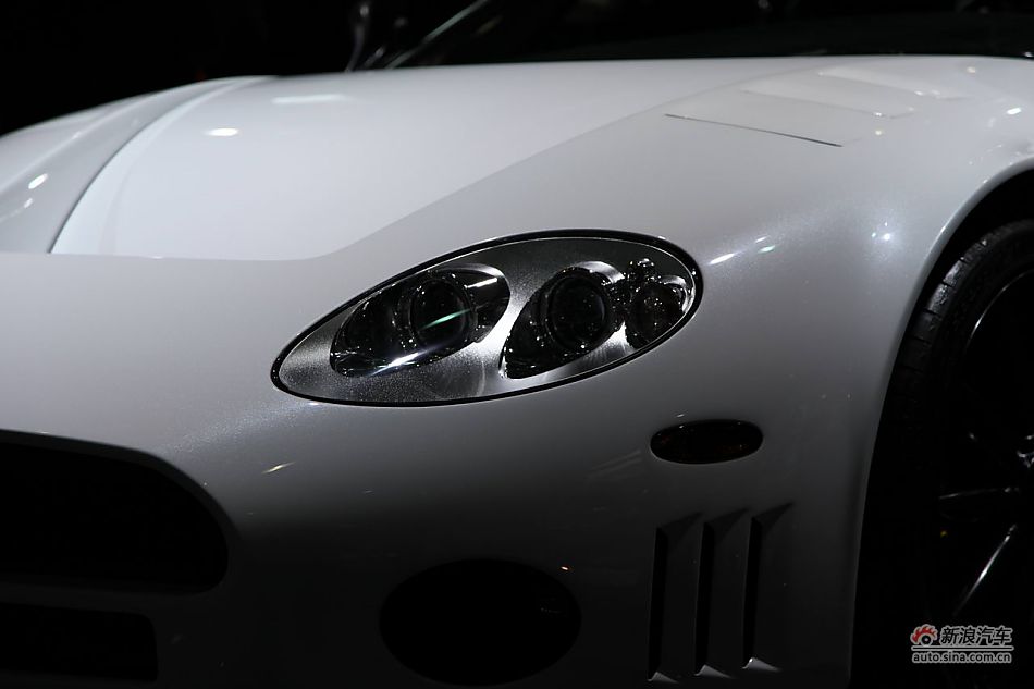 世爵Spyker C8