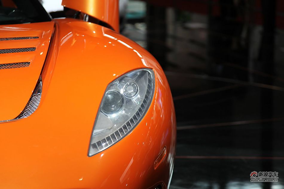 世爵Spyker C8 Laviolette