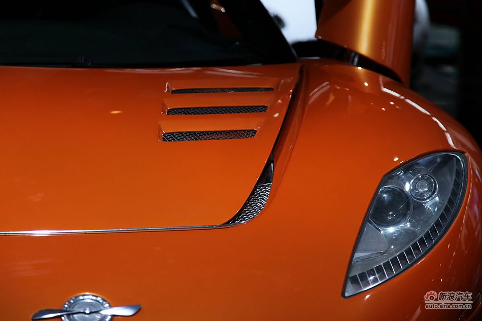 世爵Spyker C8 Laviolette