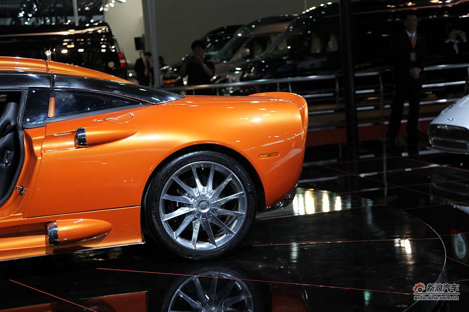 世爵Spyker C8 Laviolette