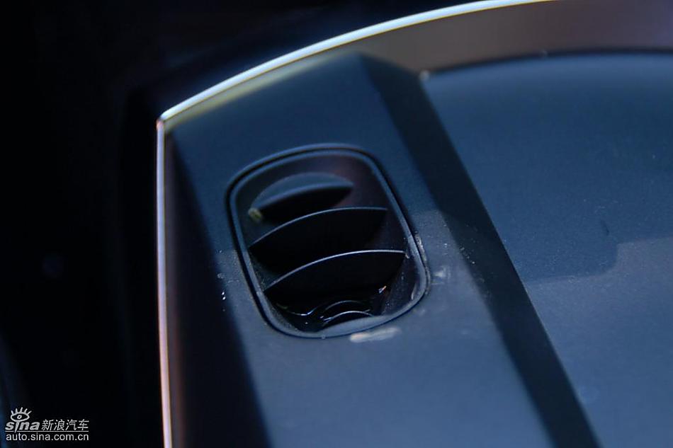 享御MH超豪华型内饰